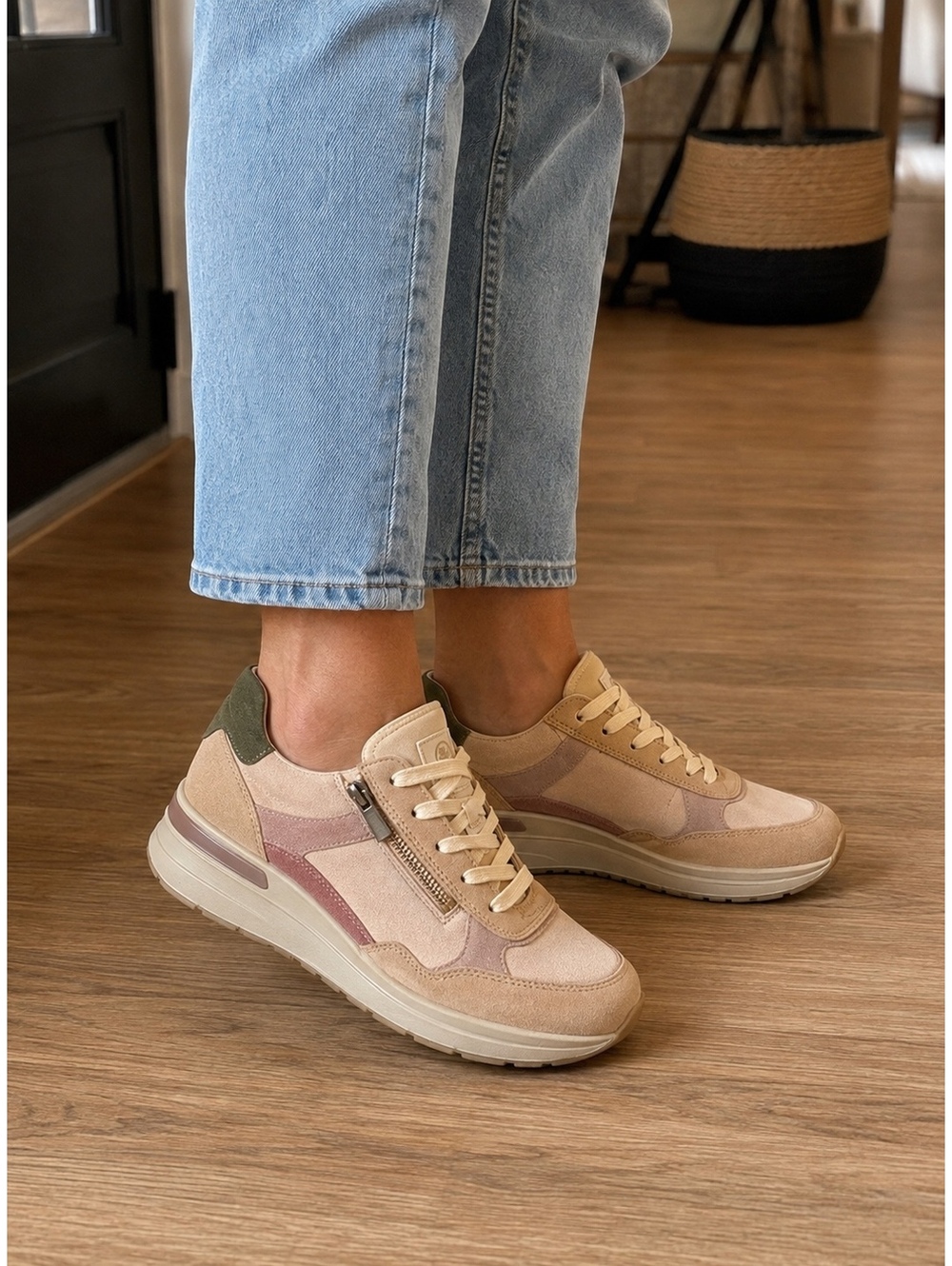 ARA HighSoft Beige Suede Zip Lace-Up Sneakers Women’s US 7.5 EU 38.5